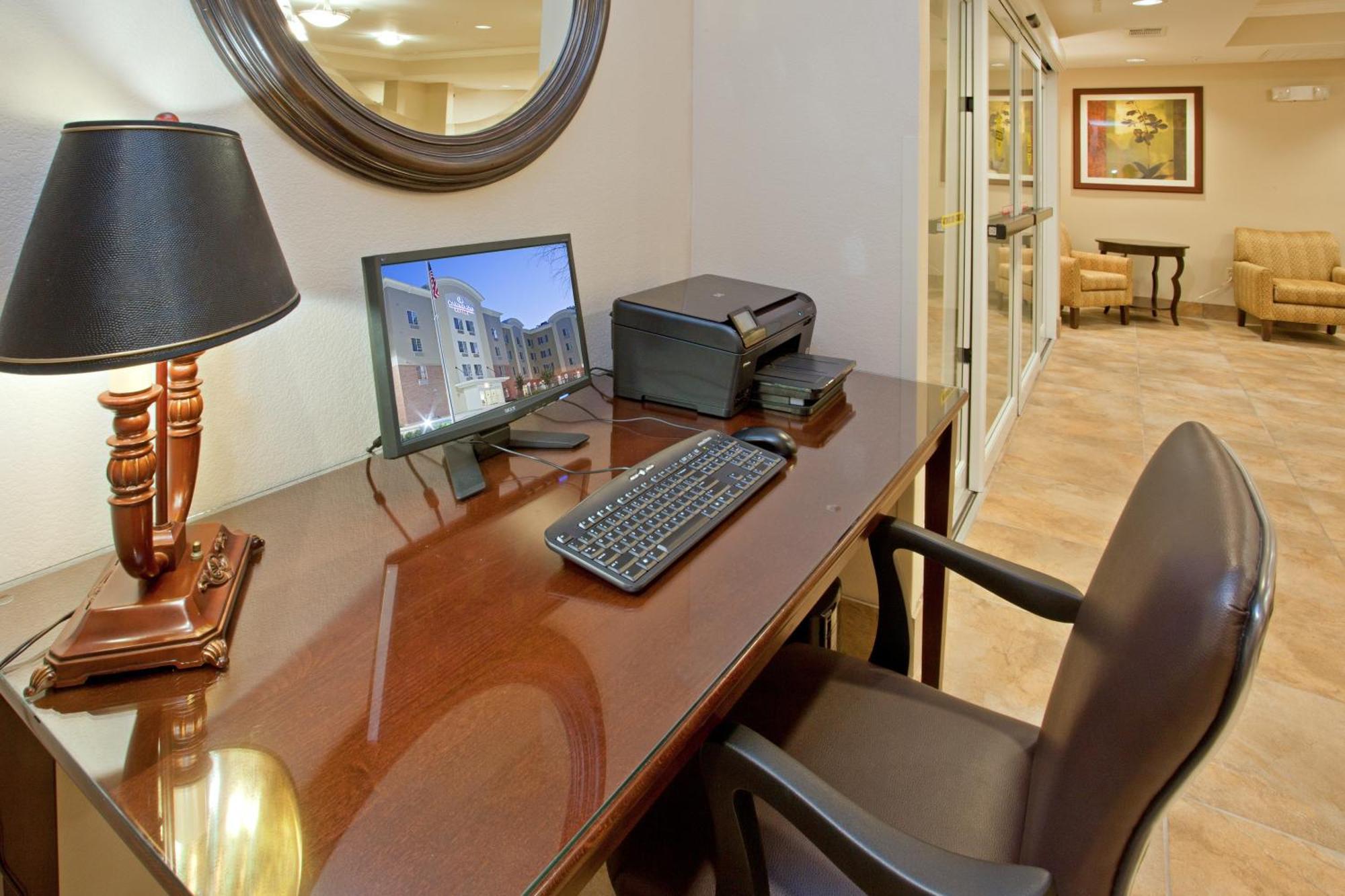 Candlewood Suites Houston The Woodlands By Ihg Екстер'єр фото
